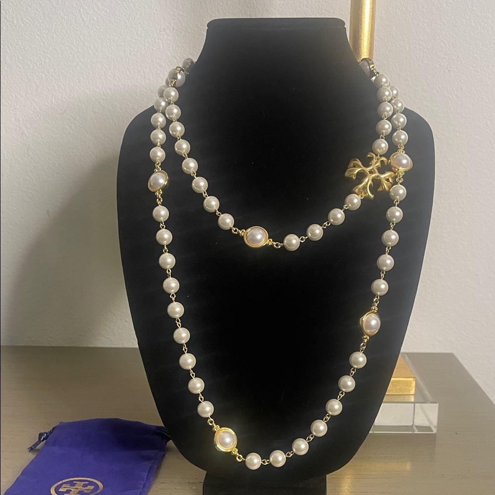 Tory Burch Pearl Necklace with a Gold Tory Burch T Accent - Picture 2 of 9